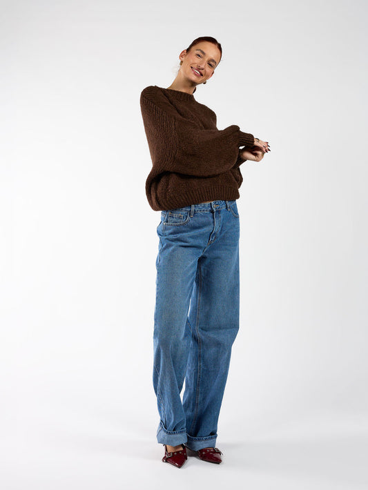 Lulu | Knitted sweater | Dark brown