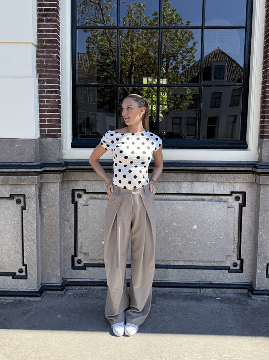 Ella | Wide leg pantalon met plooien | Taupe | Tall