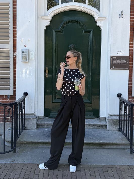 Ella | Wide leg pantalon met plooien | Zwart | Tall