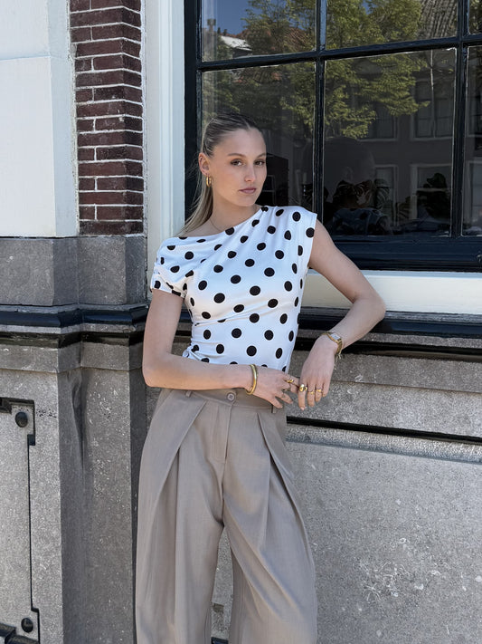 Amber Polkadot top | Wit zwart | Tall
