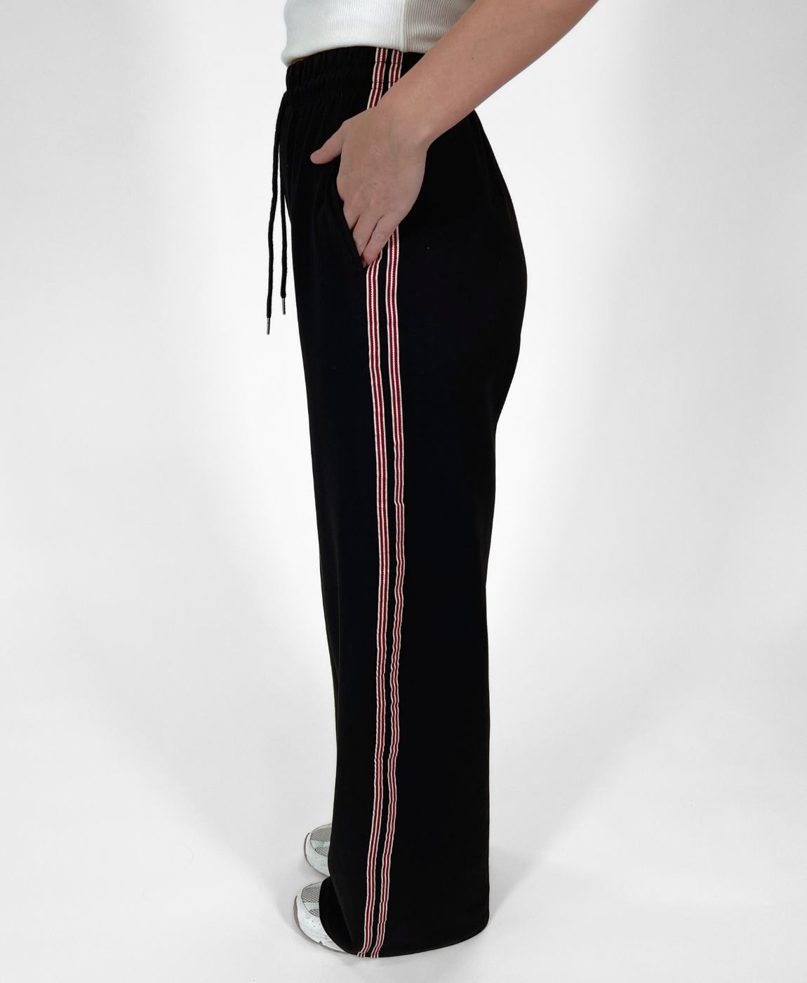 Izzy pants | Zwart met streep | Tall