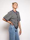 Lena Gebreid Vest met Knoopjes | Wit Donkerblauw gestreept | Tall