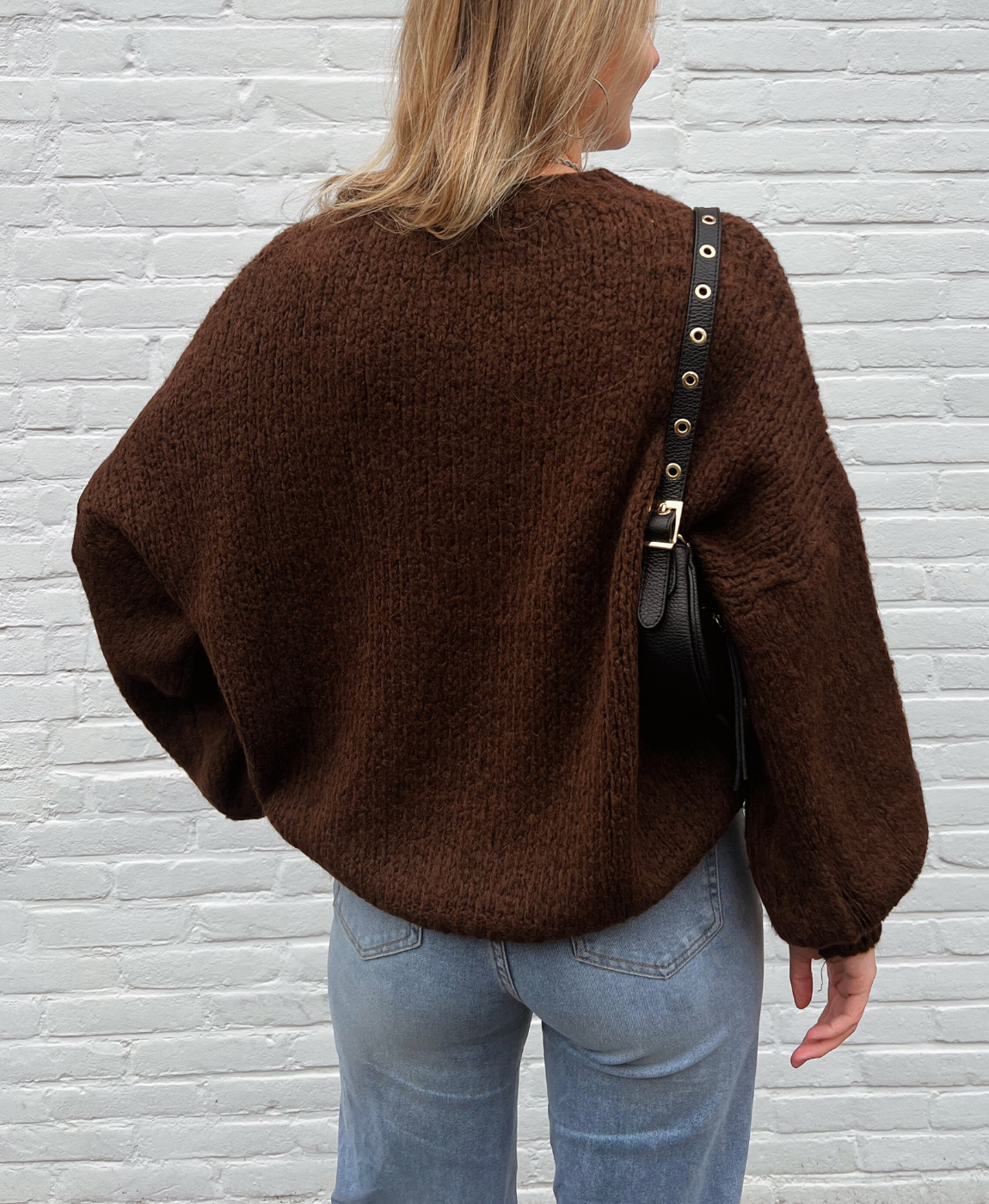 Lulu | Knitted sweater | Brown