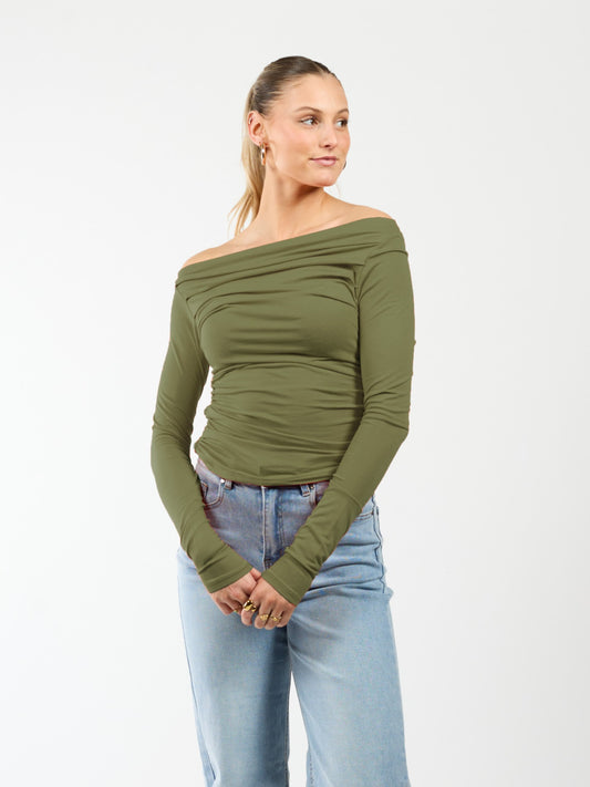 Lieke off shoulder top | Tall | Olive