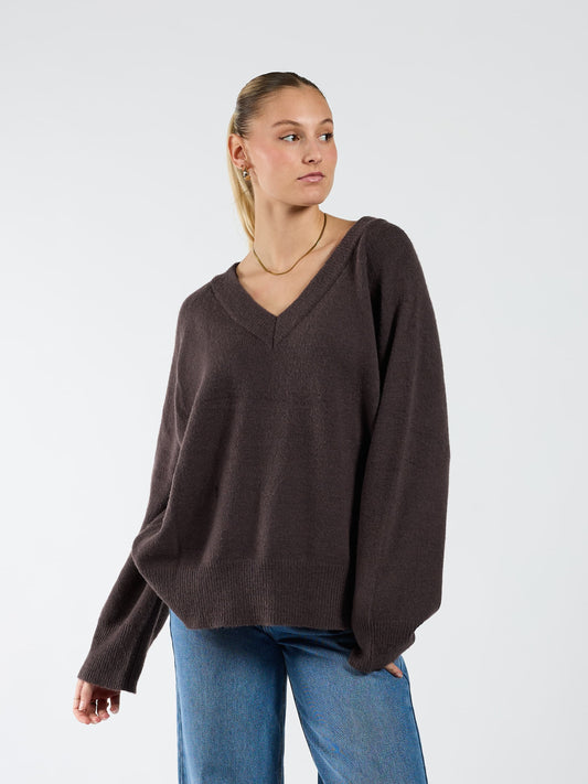 Chloé V-Neck Knit | Bruin | Tall