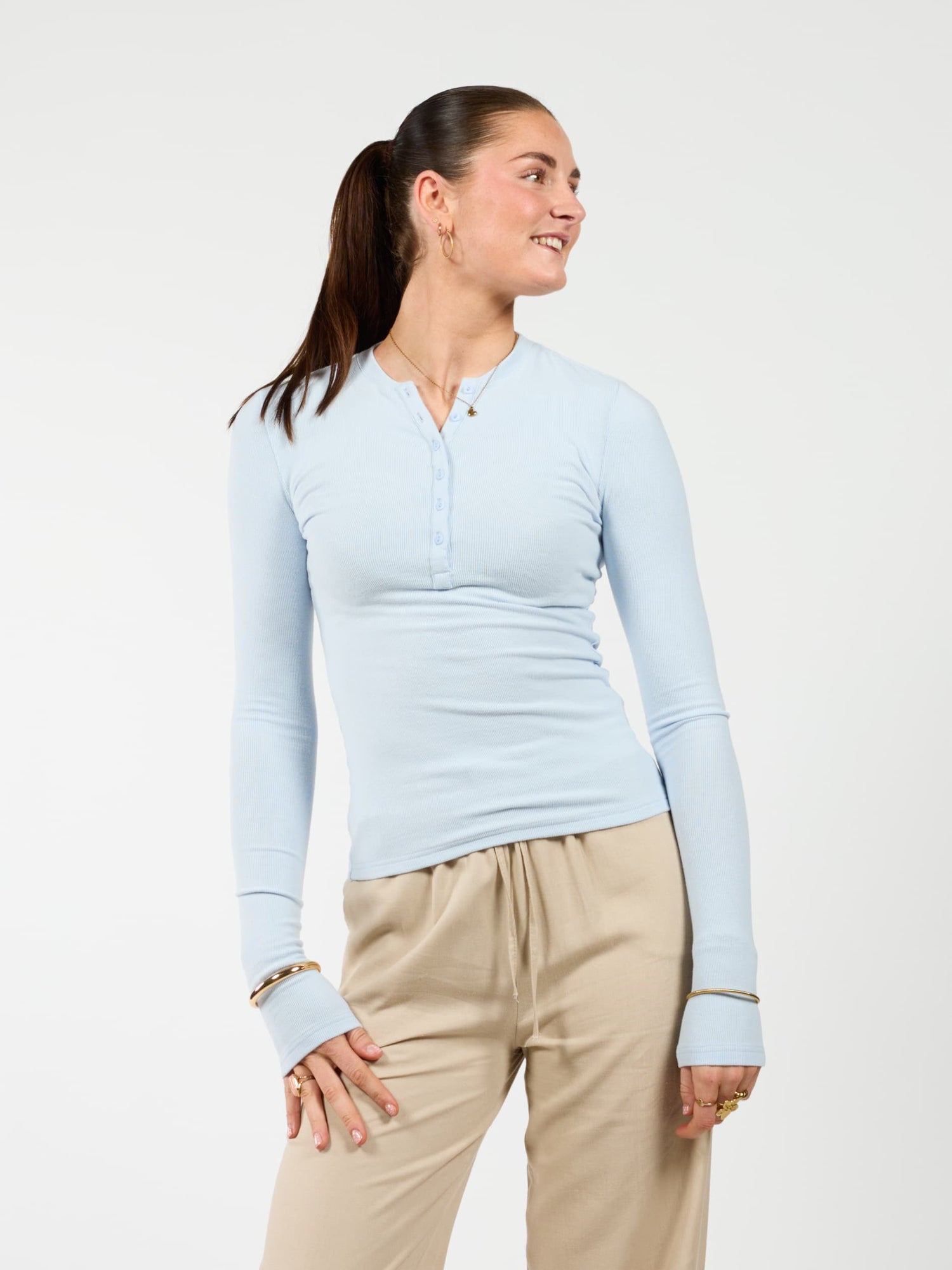 Cilia | Long sleeve top met knopen | Lichtblauw | Tall