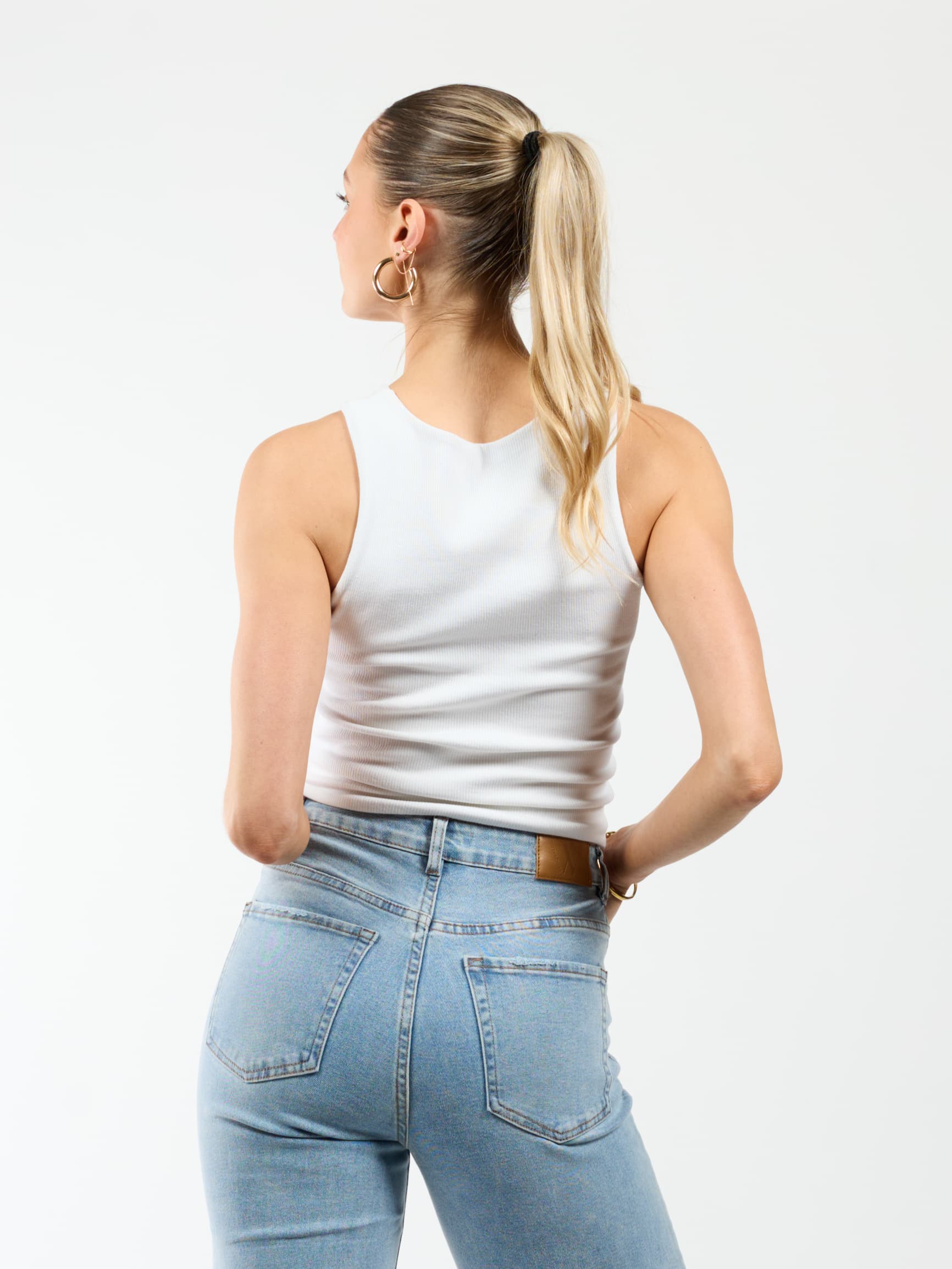 Cutoff Raglan Tanktop ホワイト SLEEVELESS RAGLAN - WHITE – dinoapparel.com
