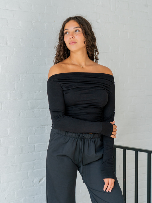 Lieke off shoulder top | Tall | Black