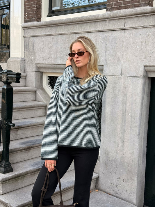 Leila Knit | Gestreept zwart wit | Tall