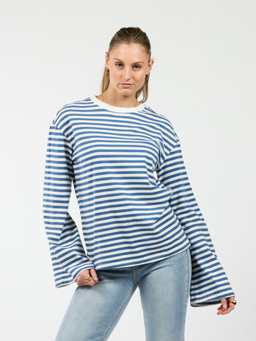 Nine Tee | Wijd uitlopende mouw | Gestreept wit blauw | Tall